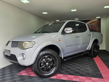 1-MITSUBISHI-TRITON-3.2-TD-AUTOMÁTICO-PRATA-2010-CLK-MULTIMARCAS-LOJA-DE-CARROS-VILA-NOVA-CACHOEIRINHA