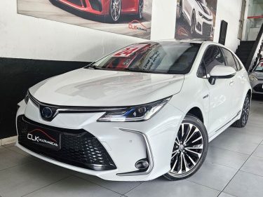 1-TOYOTA-COROLLA-1.8-ALTIS-AUTOMÁTICO-HÍBRIDO BRANCO 2024-CLK-MULTIMARCAS-LOJA-DE-CARROS-VILA-NOVA-CACHOEIRINHA