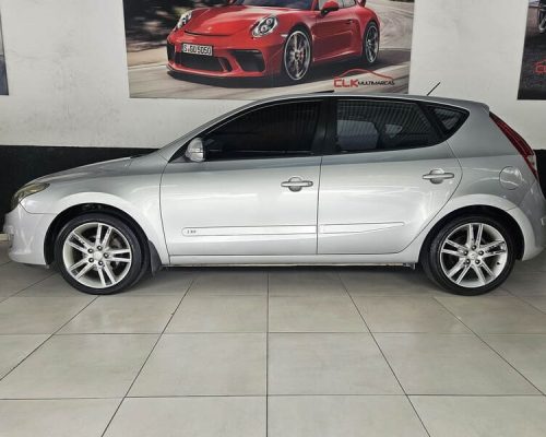 5-HYUNDAI-I30-2.0-AUTOMÁTICO-PRATA-2011-CLK-MULTIMARCAS-LOJA-DE-CARROS-VILA-NOVA-CACHOEIRINHA