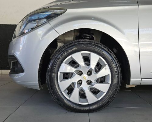 6-CHEVROLET-PRISMA-1.4-LTZ-FLEX-AUTOMATICO-PRATA-2015-CLK-MULTIMARCAS-LOJA-DE-CARROS-VILA-NOVA-CACHOEIRINHA