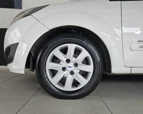 6-FORD-FIESTA-1.6-FLEX-BRANCO-2014-CLK-MULTIMARCAS-LOJA-DE-CARROS-VILA-NOVA-CACHOEIRINHA