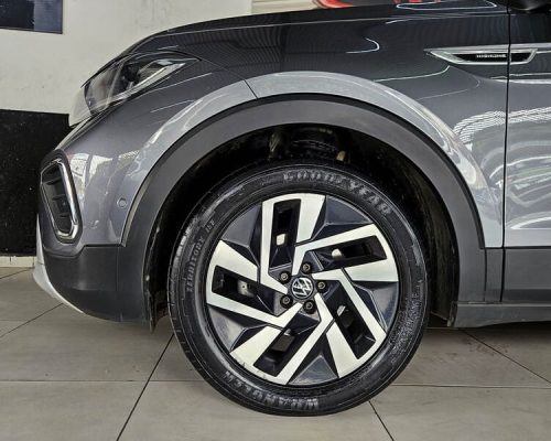 6-VOLKSWAGEN-T-CROSS-HIGHLINE-AUTOMATICO-CINZA-2025-CLK-MULTIMARCAS-LOJA-DE-CARROS-VILA-NOVA-CACHOEIRINHA
