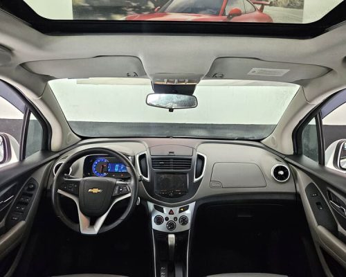 7-CHEVROLET-TRACKER-1.8-LTZ-16V-FLEX-4X2-AUTOMATICO-BRANCO-2014-CLK-MULTIMARCAS-LOJA-DE-CARROS-VILA-NOVA-CACHOEIRINHA