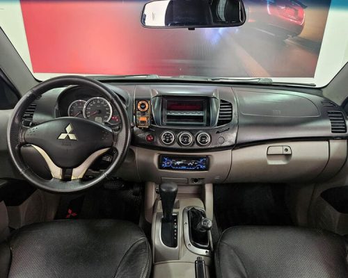 7-MITSUBISHI-TRITON-3.2-TD-AUTOMÁTICO-PRATA-2010-CLK-MULTIMARCAS-LOJA-DE-CARROS-VILA-NOVA-CACHOEIRINHA