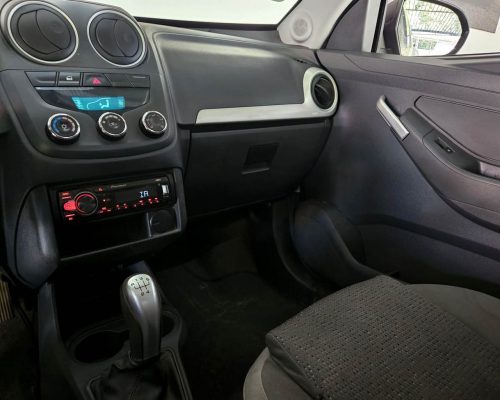 8-CHEVROLET-MONTANA-1.4-LS-ECONOFLEX-8V-2P-BRANCO-2021-CLK-MULTIMARCAS-LOJA-DE-CARROS-VILA-NOVA-CACHOEIRINHA