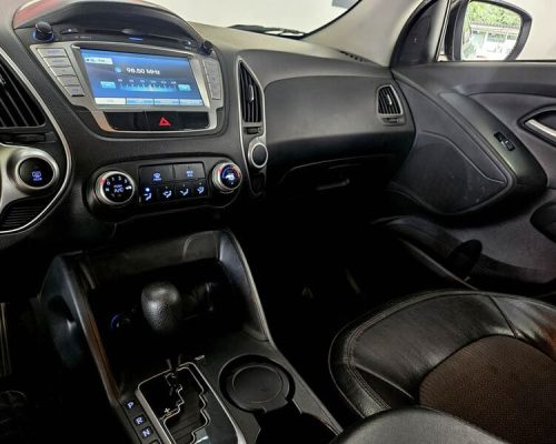 9-HYUNDAI-IX35-2.0-16V-170CV-AUTOMATICO-PRETO-2012-CLK-MULTIMARCAS-LOJA-DE-CARROS-VILA-NOVA-CACHOEIRINHA